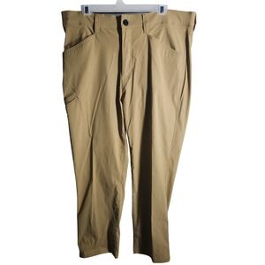 ORVIS Men's Khaki Tech Cargo Pants Size 36x29 Outdoor Adventure Casual Chinos